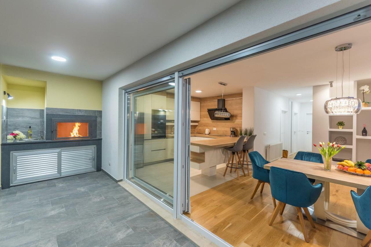 Apartmán Penthouse Nikola Makarská Exteriér fotografie